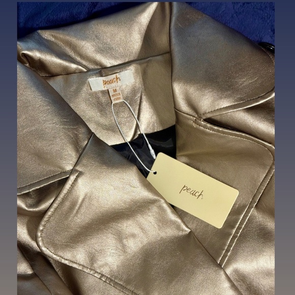 Brand New Peach Champagne Mettalic Leather Trench Coat in Sizes S|M|L|XL - Picture 4 of 7